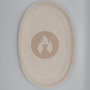 Plato Oval Pelli en Bizcocho