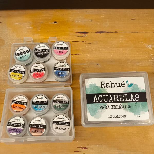 Acuarelas cerámicas – Set x12 ( verde y rojo) y 24 colores